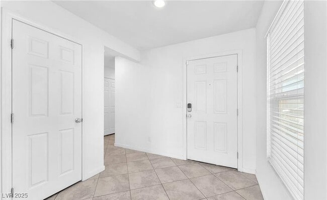 Building Photo - 8106 Guadiano Ave