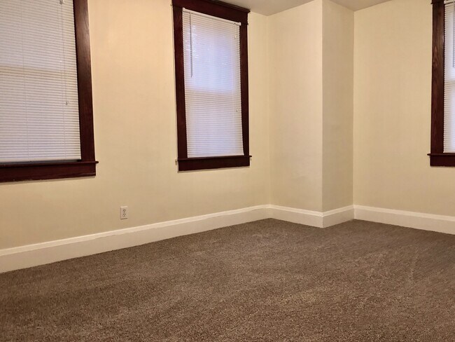 Foto del edificio - Unit for rent in Lauraville