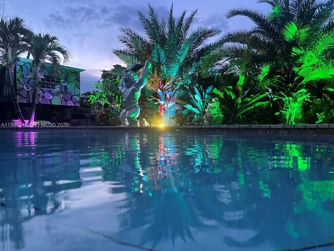 Foto del edificio - 250 NE 158th St