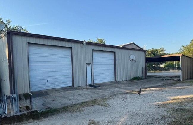 Building Photo - 14021 Susie Ln