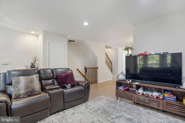 Foto del edificio - 13118 Plotner Farm Rd