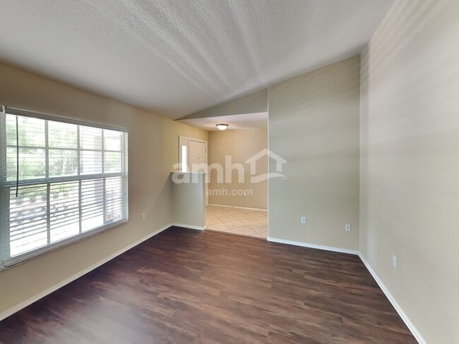 Foto del edificio - 3502 49th Ave E