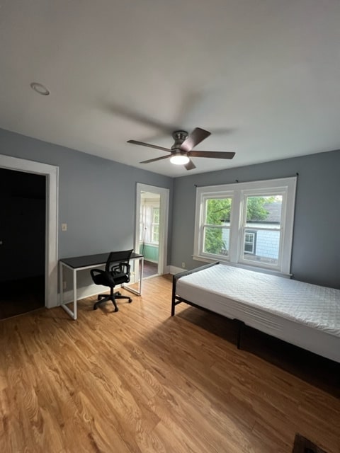 Foto del edificio - 1112 E Colvin St