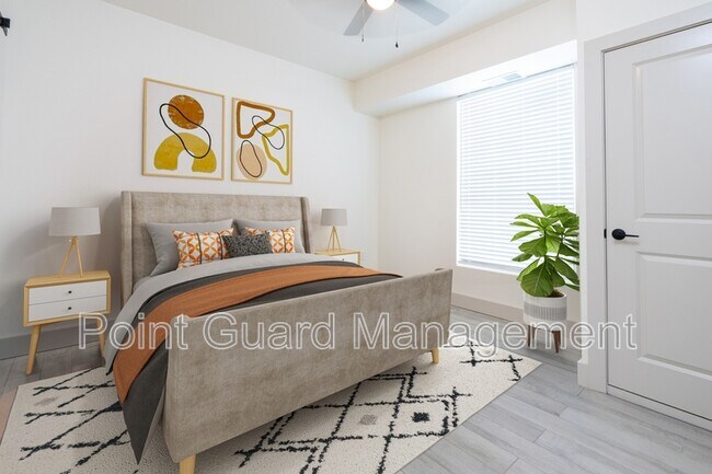 Foto del edificio - 1230 N Greenwich Rd