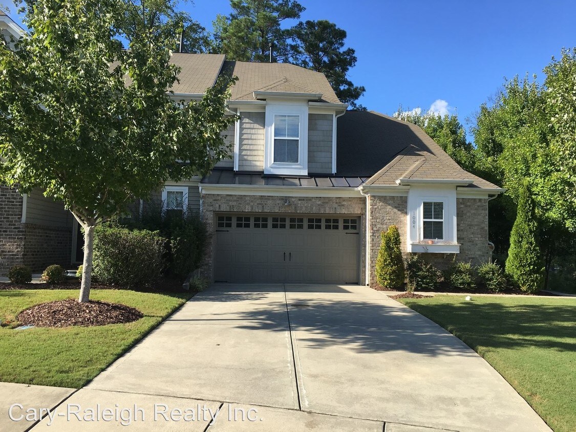 Foto principal - 1004 Kingston Grove Dr