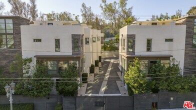 Building Photo - 2111 N Cahuenga Blvd