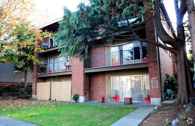 Foto del edificio - 6513 4th Ave NE