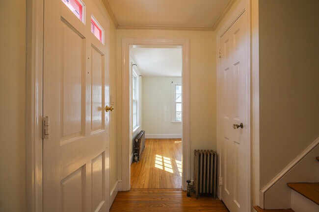 Foto del edificio - 31 Andrews Ave