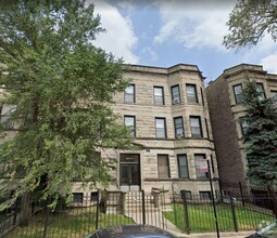 Building Photo - 3815 N Wilton Ave