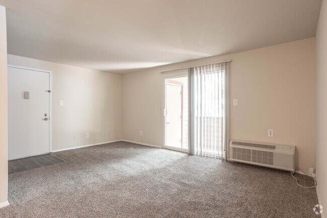 2HAB, 1BA - 798 ft² - The Birches