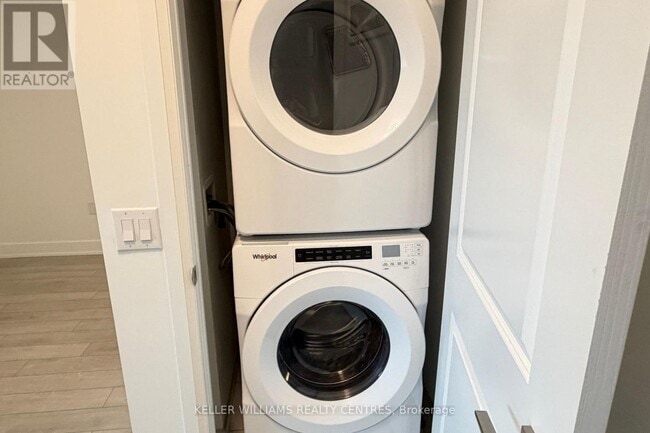 Building Photo - 11750 Ninth Line