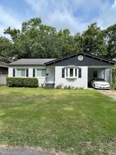 Building Photo - 1211 Camellia Rd