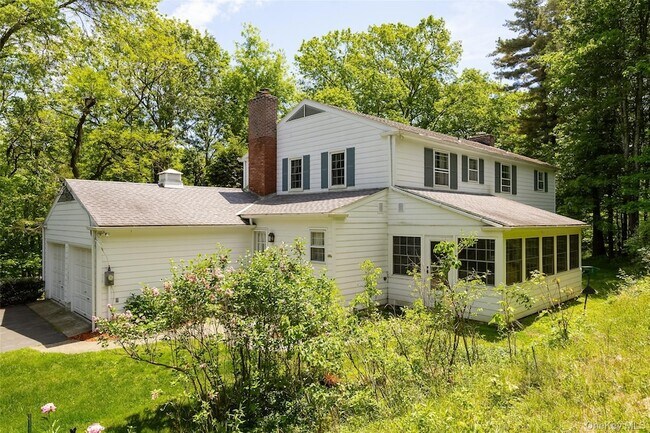 Building Photo - 50 Aspinwall Rd
