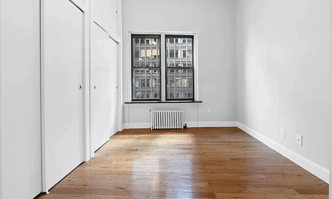 Foto del edificio - 211 West 53rd ST