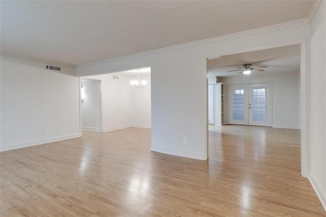 Foto del edificio - 4705 Skillman St