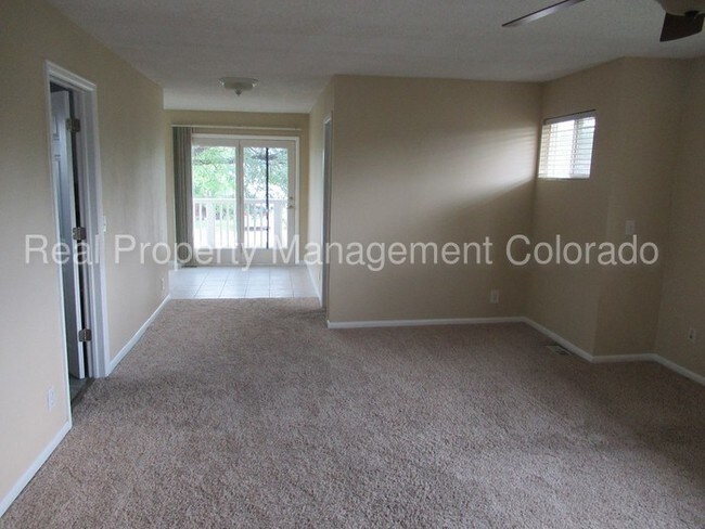 Building Photo - Gorgeous Home in Cherry Knolls