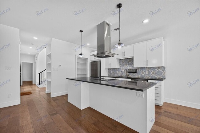 Photo - 4413 Roseland Avenue Townhome