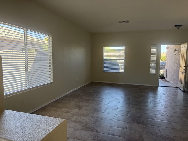 Foto del edificio - 4 Bedroom in San Tan Ranch, Gilbert!