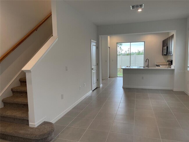 Foto del edificio - 6305 Fairmont Ln