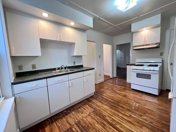 Foto principal - 1-11 N Spooner St