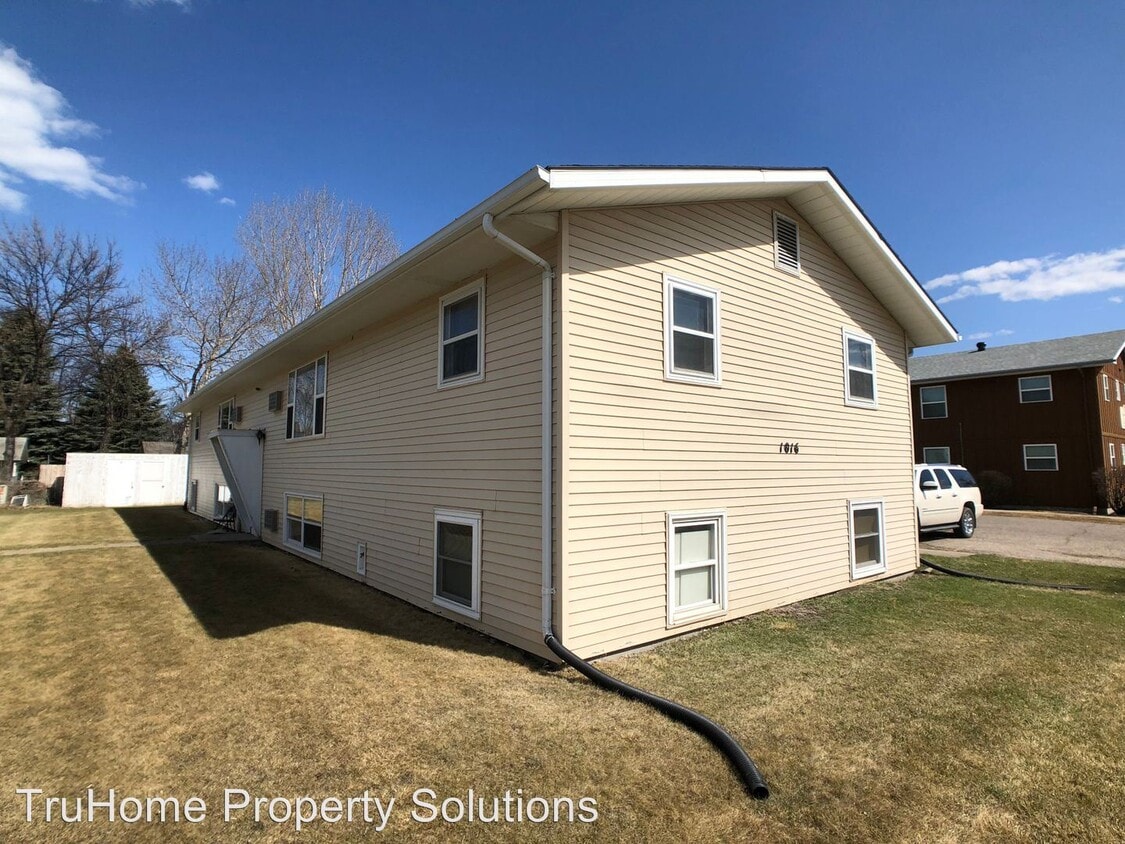 1016 N 39th St, Grand Forks, ND 58203 Room for Rent in Grand Forks, ND