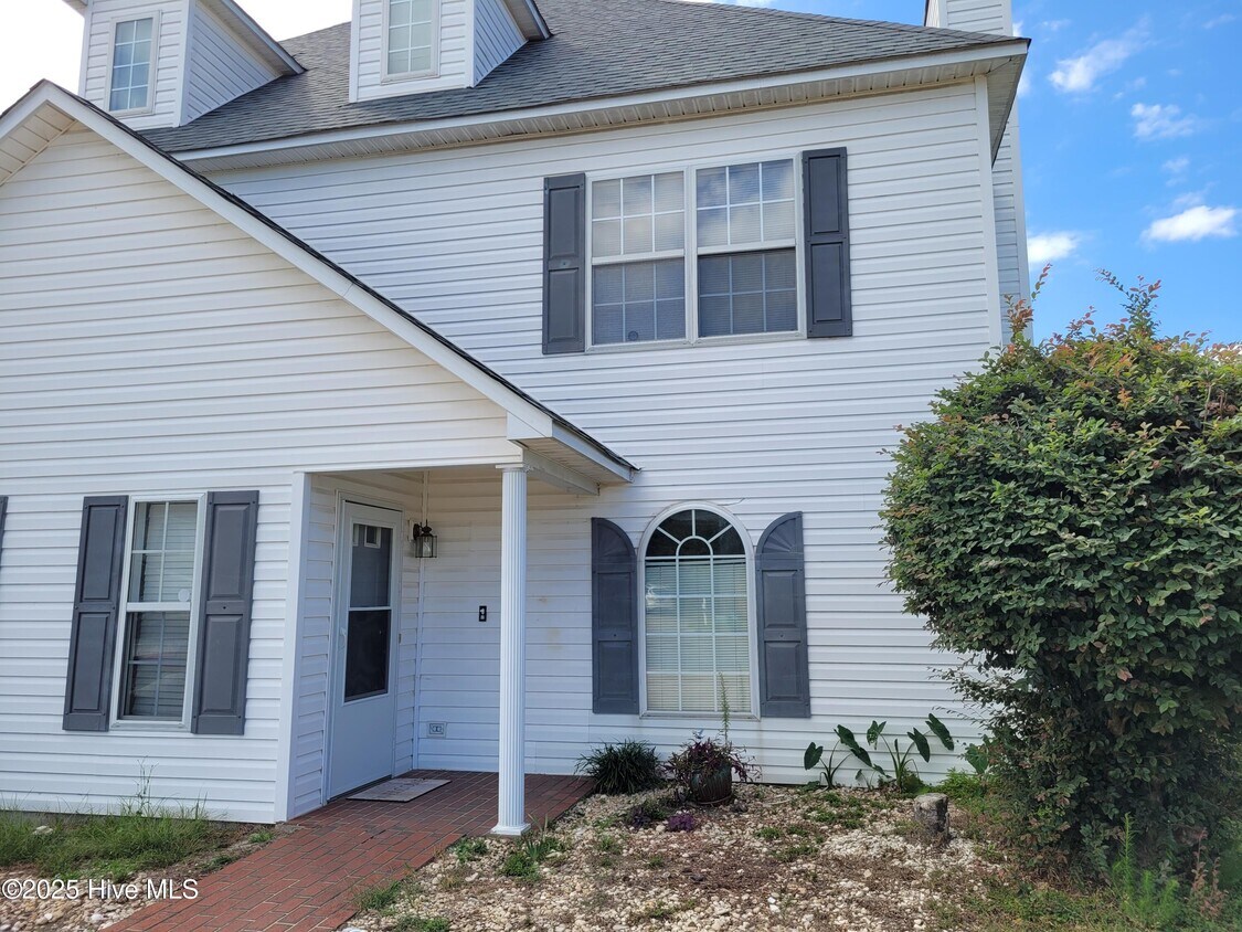 Foto principal - 3032 Edward Ct