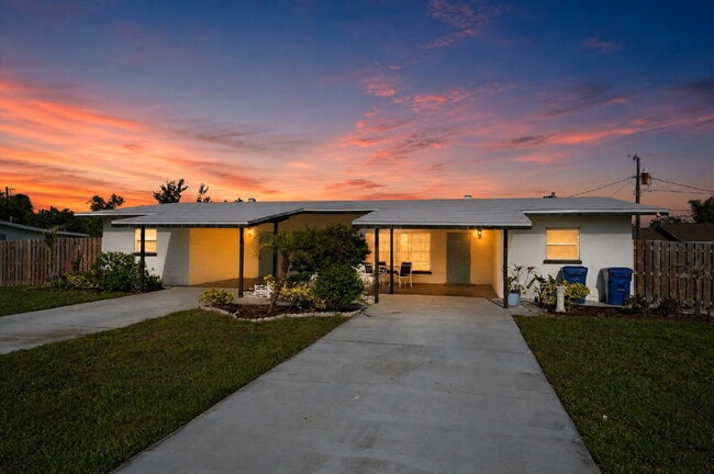 Building Photo - 438 Granada Blvd