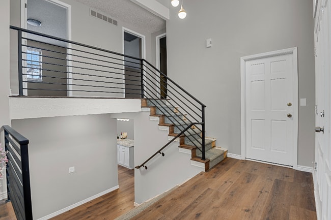 Building Photo - 8278 E Long Pl