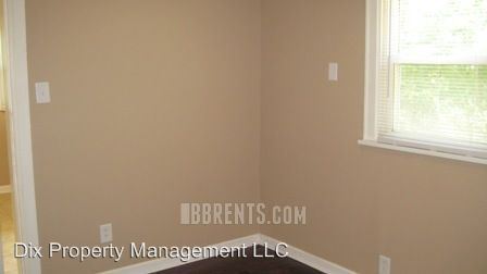 Building Photo - 2453 Wilbraham Rd