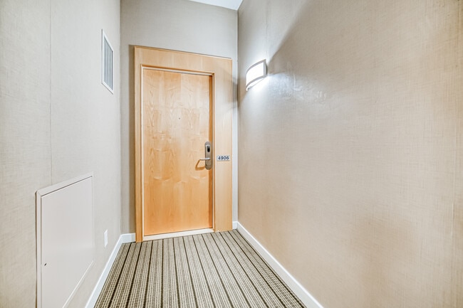 Building Photo - 55 Bremner Blvd