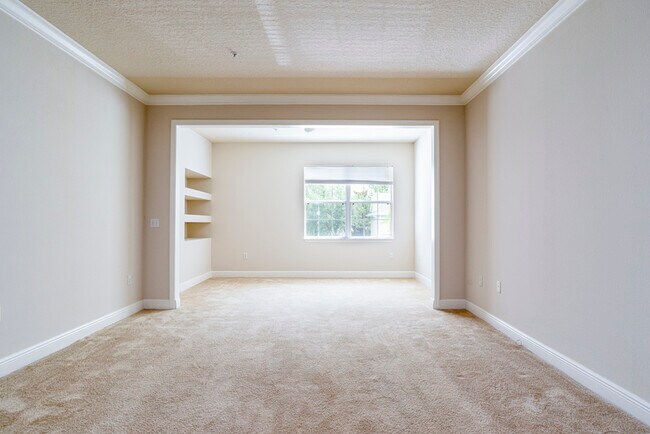 Building Photo - 304 Southern Pecan Cir