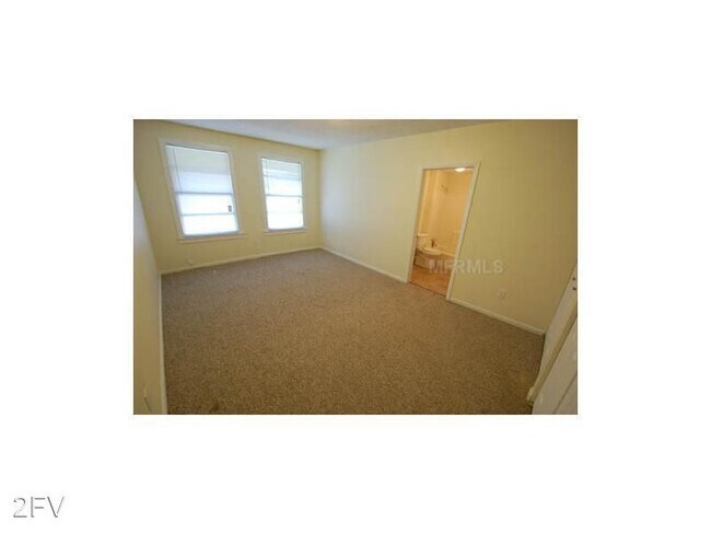 Building Photo - 4 br, 2 bath House - 305 E Adalee St