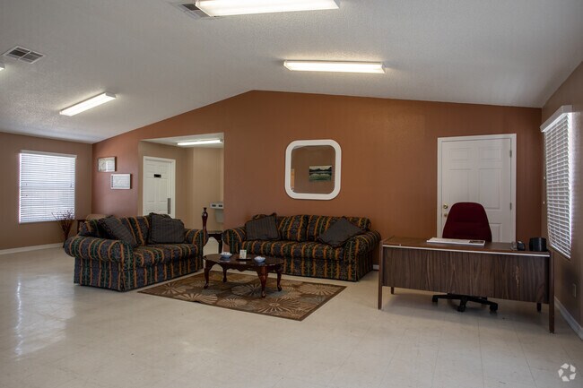 Clubhouse - Western Crosby Apartments