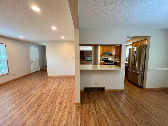 Building Photo - 2775 Amana Ct