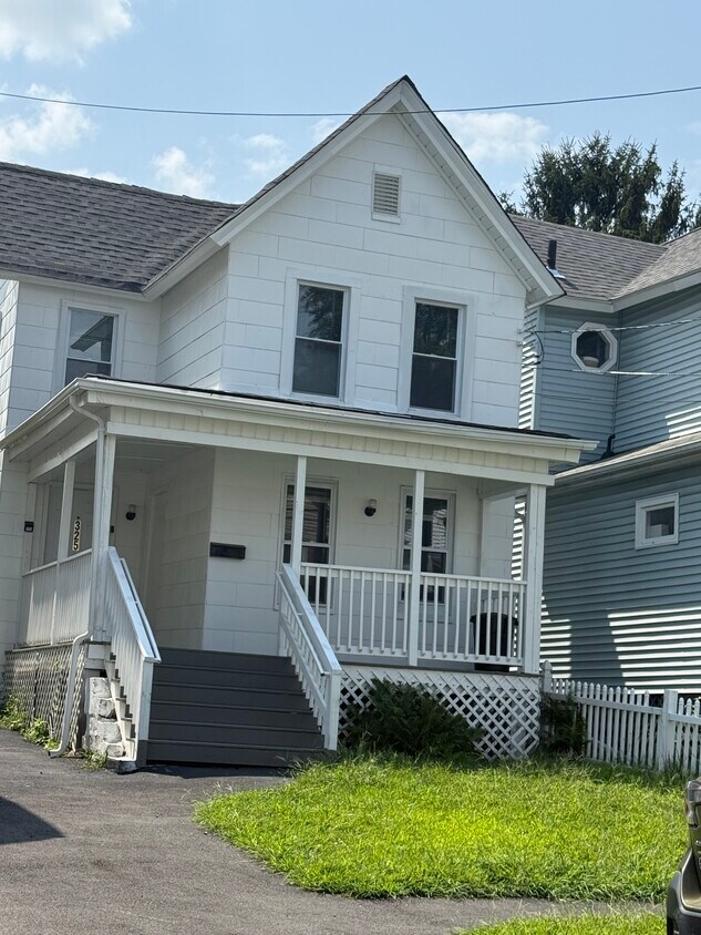 Foto principal - 325 Ferdinand St