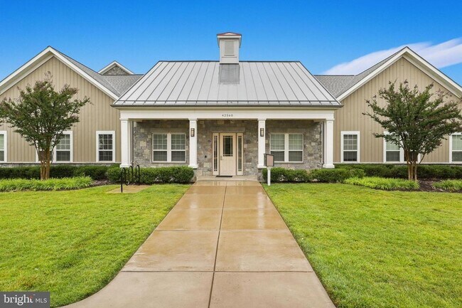 Foto del edificio - 24745 Monk Meadows Terrace