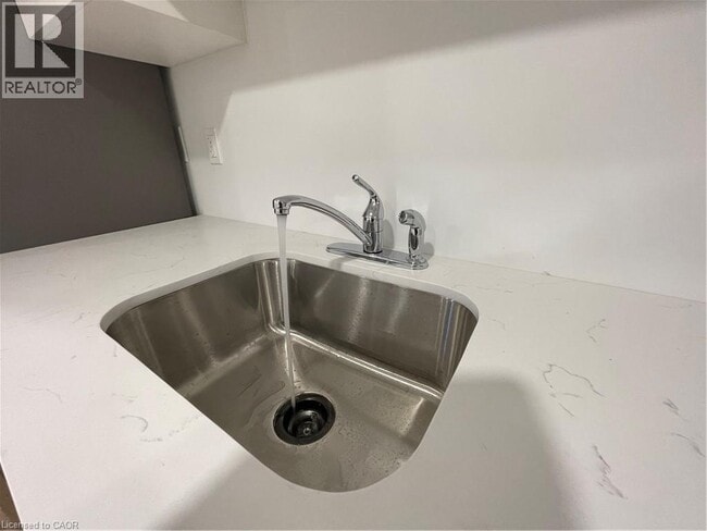 Building Photo - 51 Drake Ave