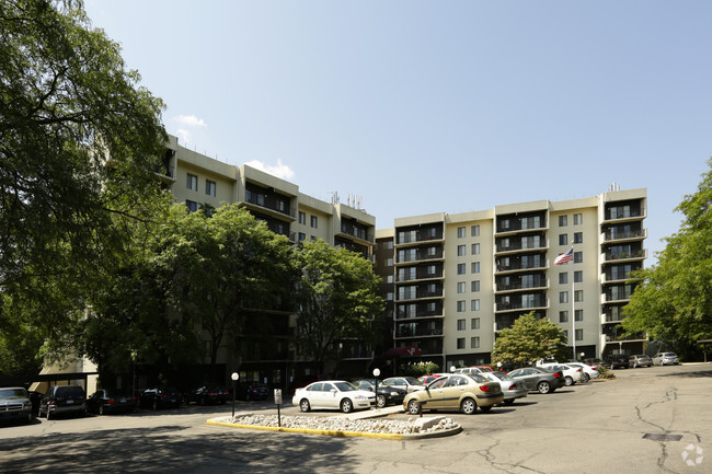 Foto del edificio - Viewpointe Apartments