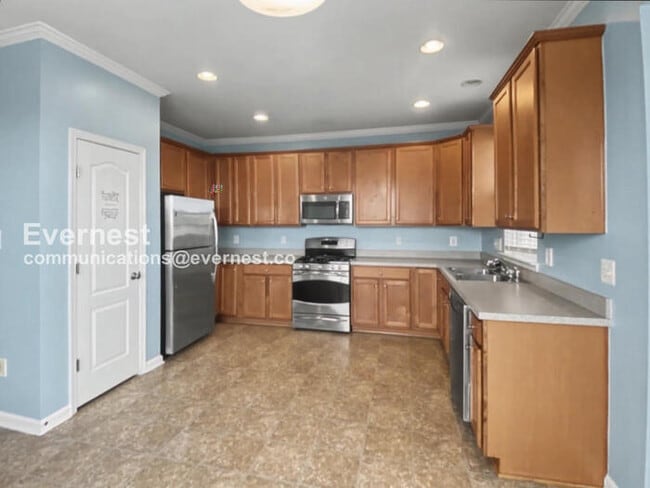 Foto del edificio - 129 Macon Dr