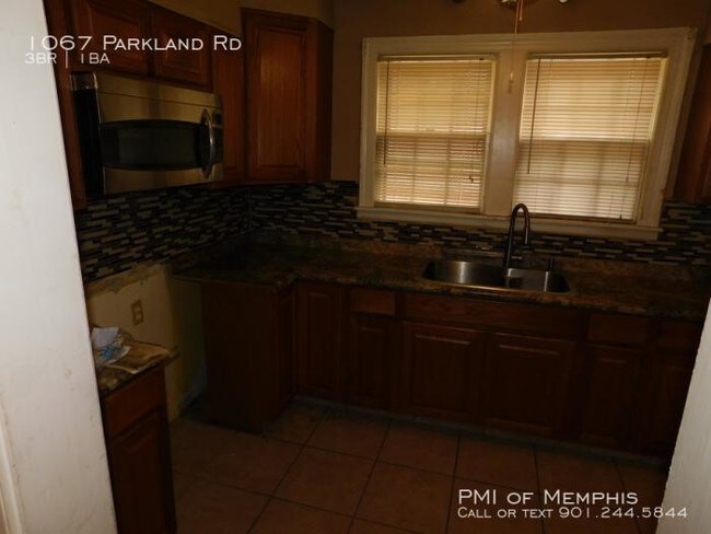 Foto del edificio - 3 bedroom in Memphis TN 38111