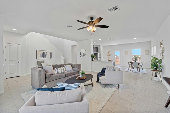 Building Photo - 9713 Grapevine Leaf Dr