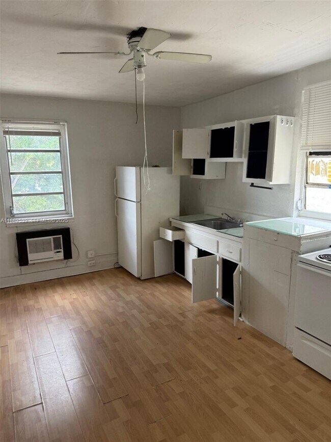 Foto del edificio - 5 N Federal Hwy