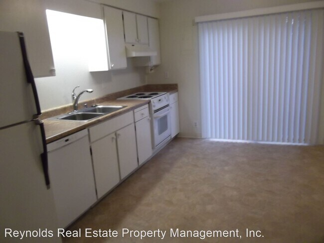 Building Photo - 2 br, 1.5 bath House - 2300 9th Ave SW, # C-5