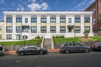 Building Photo - 2422 17th St NW