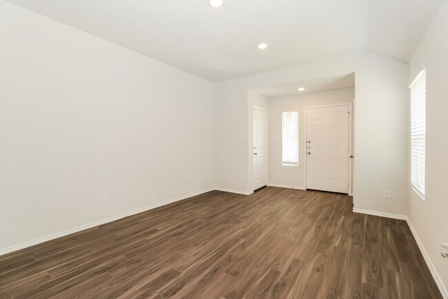 Building Photo - 2352 Blue Opal Ln