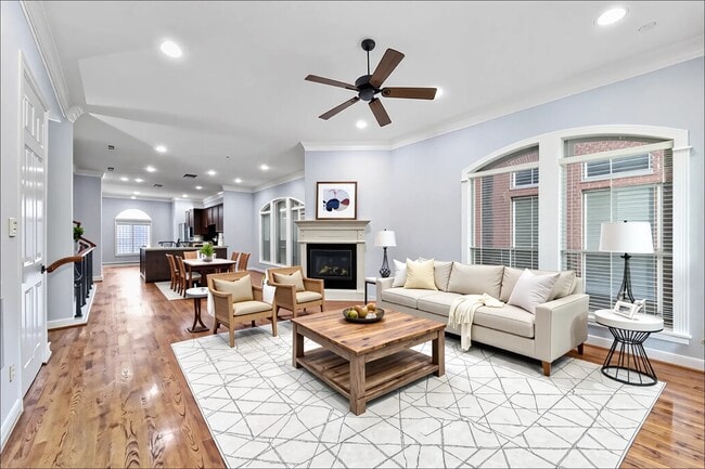 Building Photo - 3319 Bingham Manor Ln