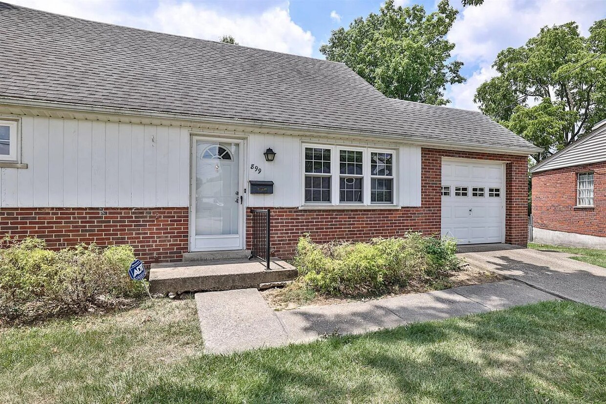 Building Photo - 899 Sabino Ct