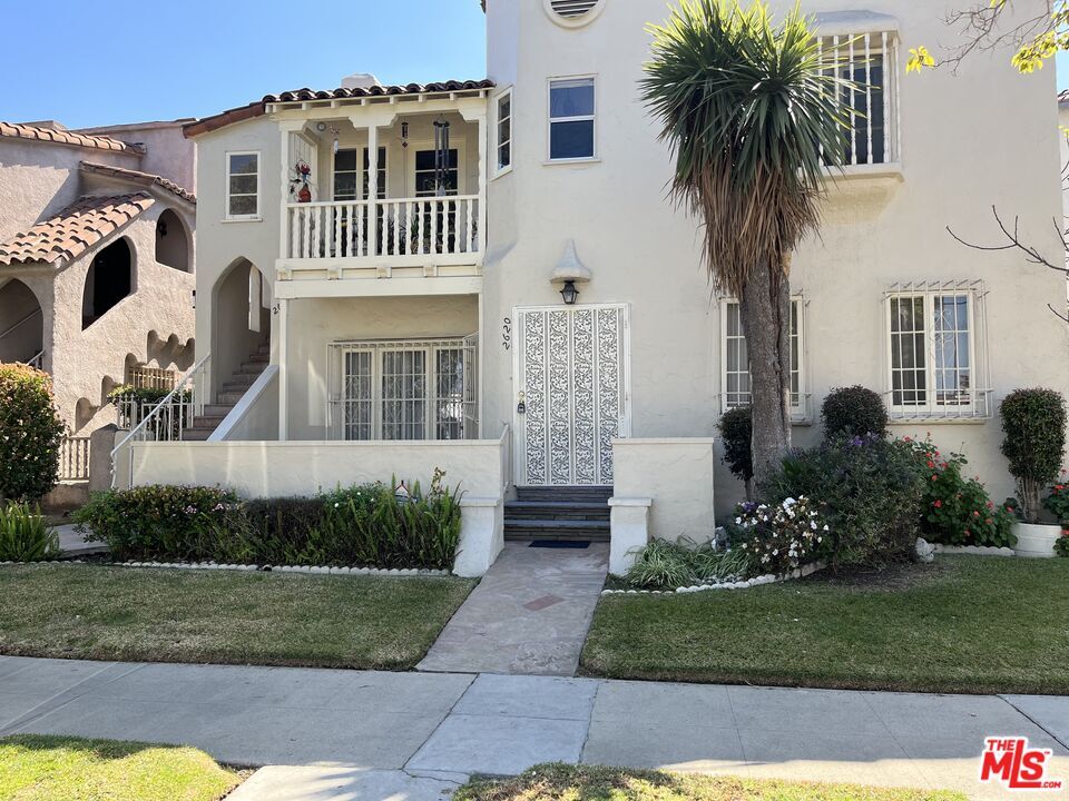 Primary Photo - 2620 W 43rd Pl