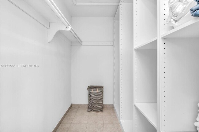 Foto del edificio - 21320 NE 25th Ct