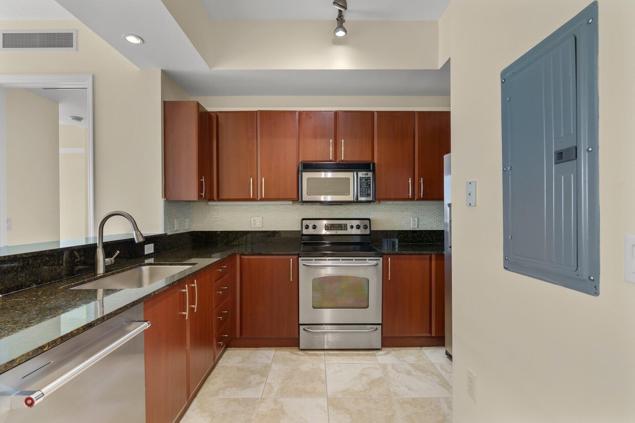 Foto principal - 403 S Sapodilla Ave